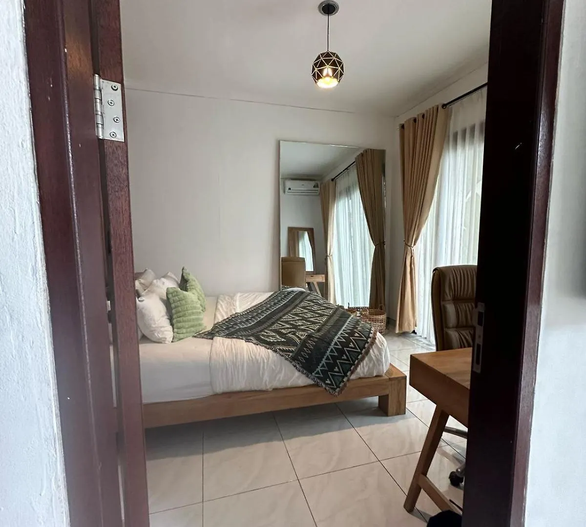 Popi House Ungasan Villa Indonesia